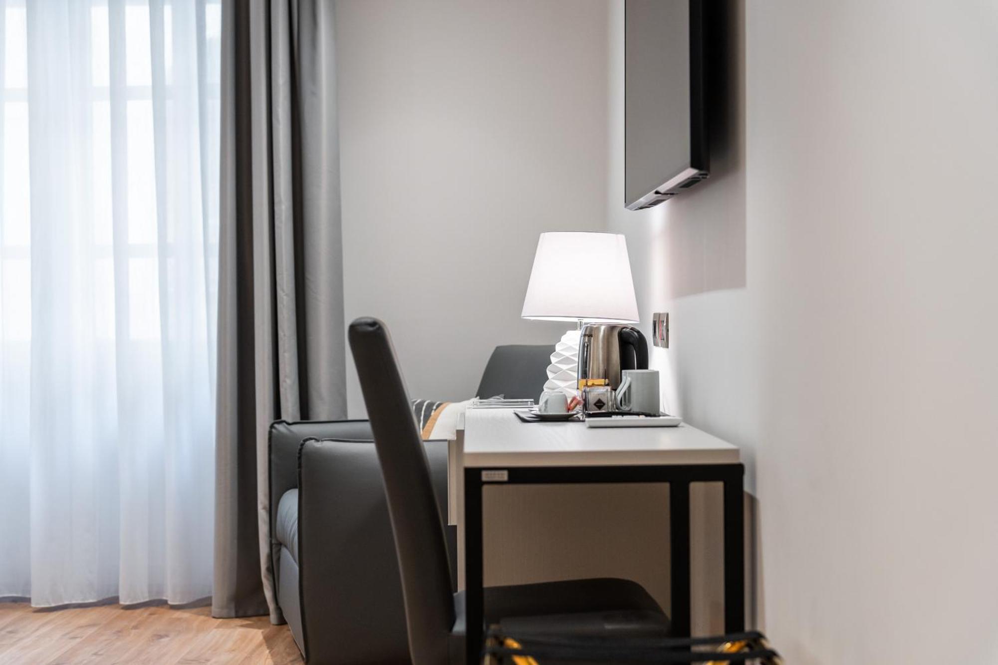 The Inga Rooms Marina Кальяри Экстерьер фото