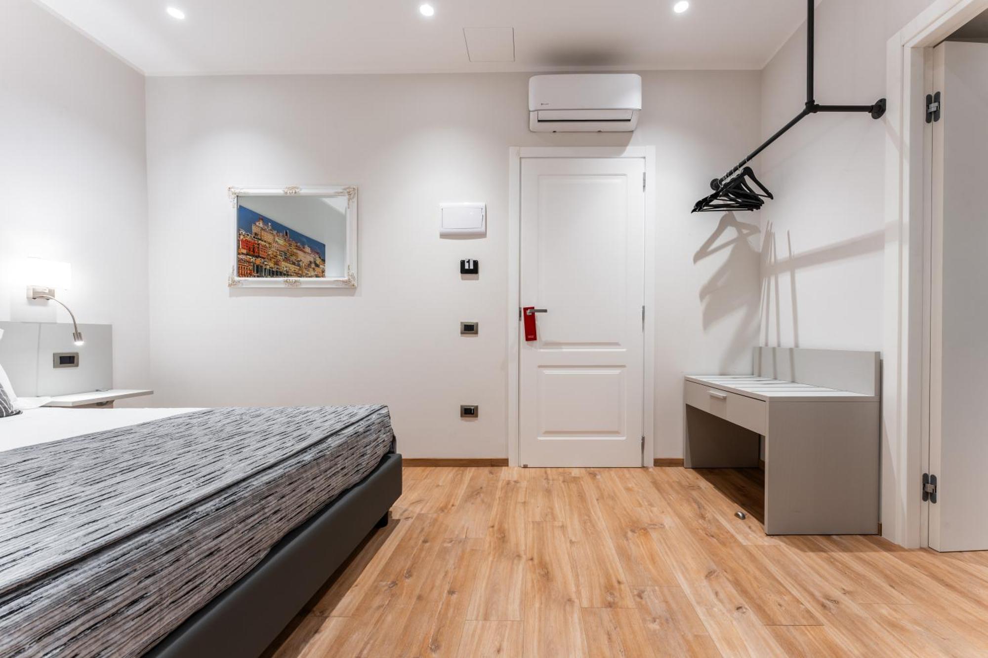 The Inga Rooms Marina Кальяри Экстерьер фото