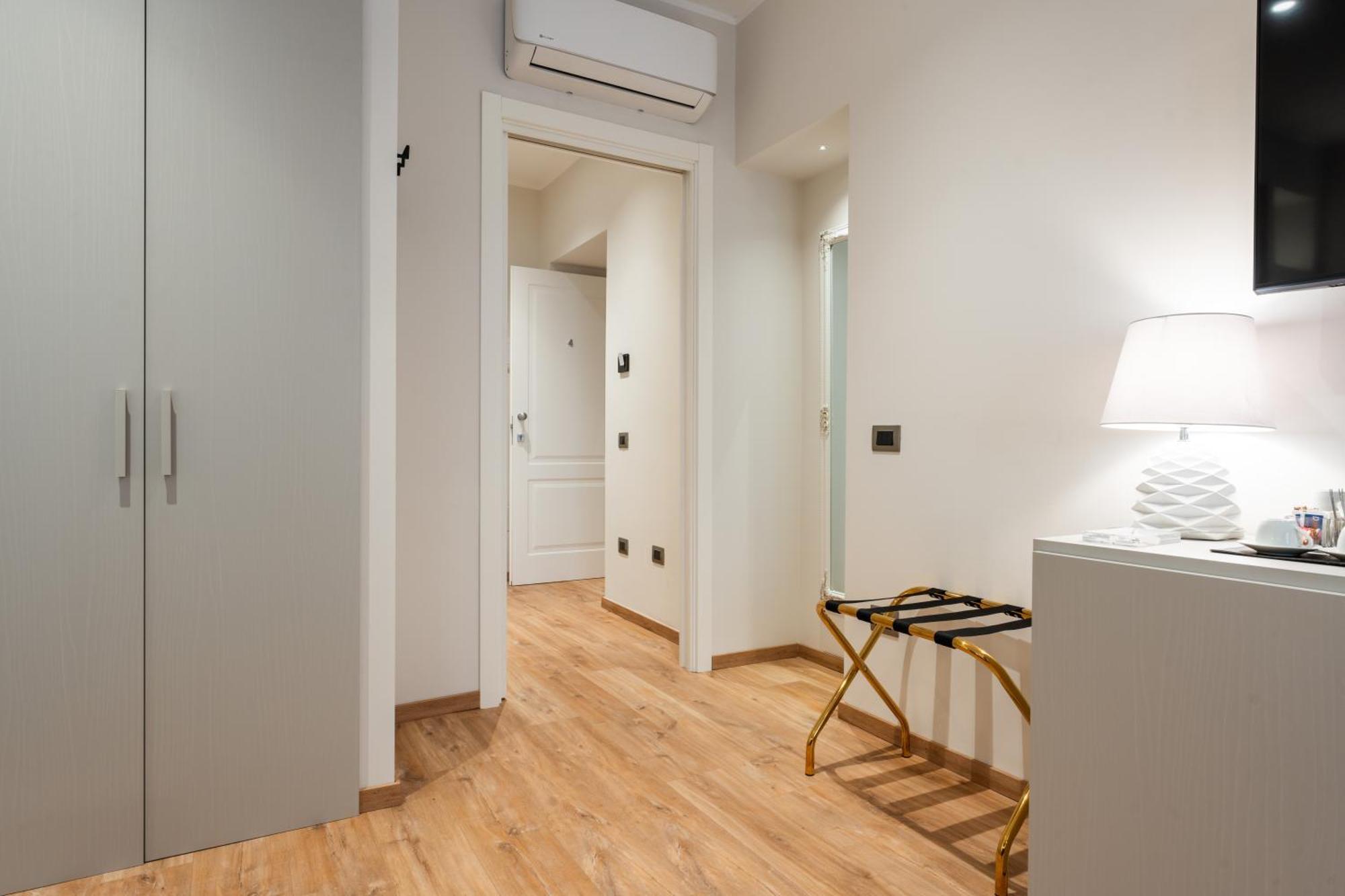 The Inga Rooms Marina Кальяри Экстерьер фото
